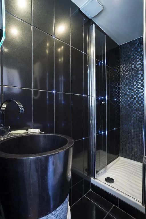 Du Bresil Otel Paris